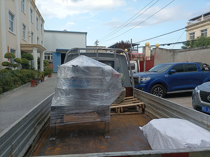 帶支架的旋振篩發(fā)貨