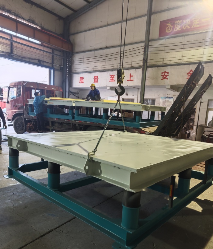 客戶定制第二批振動平臺發貨